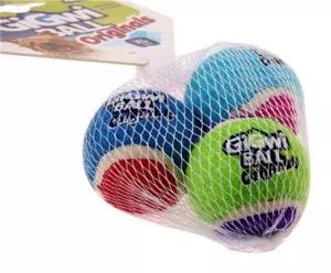 GiGwi_3_balls_with_4_8_cm_Squeaker